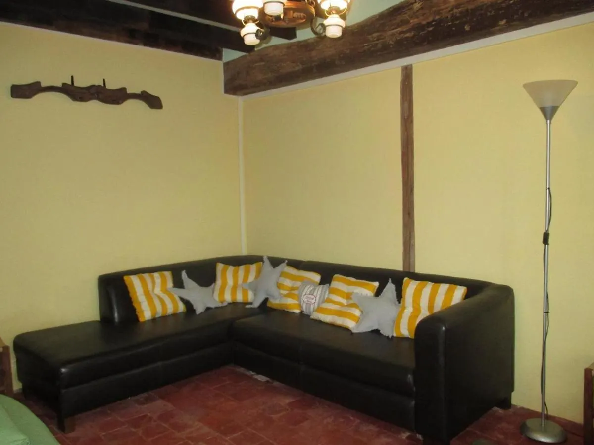 Holiday home Maison De Campagne Confortable Avec Jardin, Barbecue Et Cheminees - Proche De Vichy Et Activites Karting - Fr-1-489-170 Montoldre