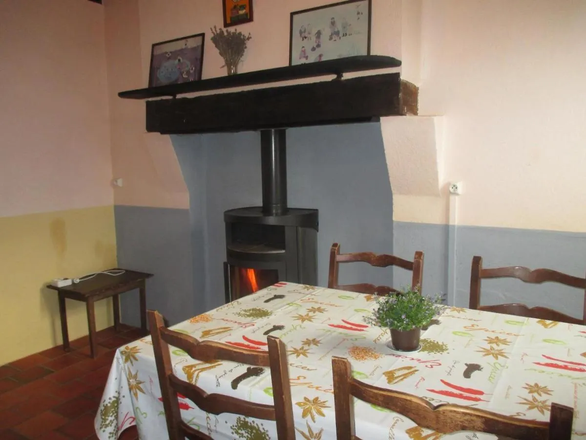 Holiday home Maison De Campagne Confortable Avec Jardin, Barbecue Et Cheminees - Proche De Vichy Et Activites Karting - Fr-1-489-170 Montoldre France