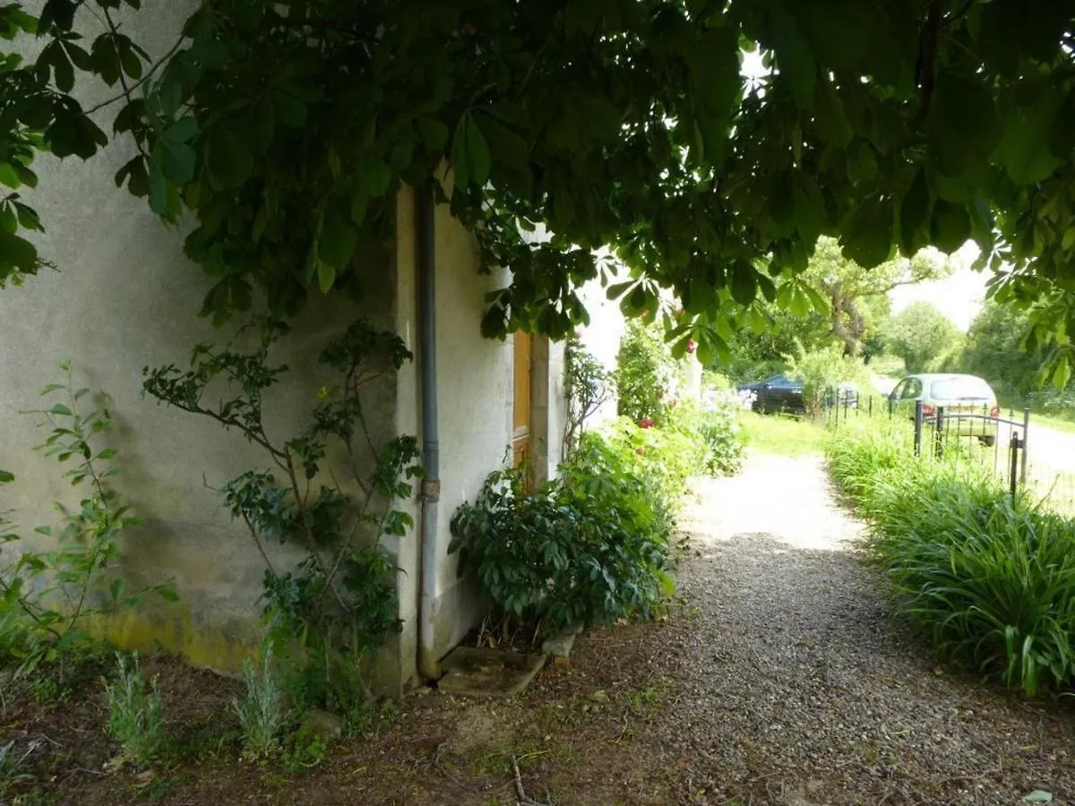 Maison De Campagne Confortable Avec Jardin, Barbecue Et Cheminees - Proche De Vichy Et Activites Karting - Fr-1-489-170 Montoldre 0*,