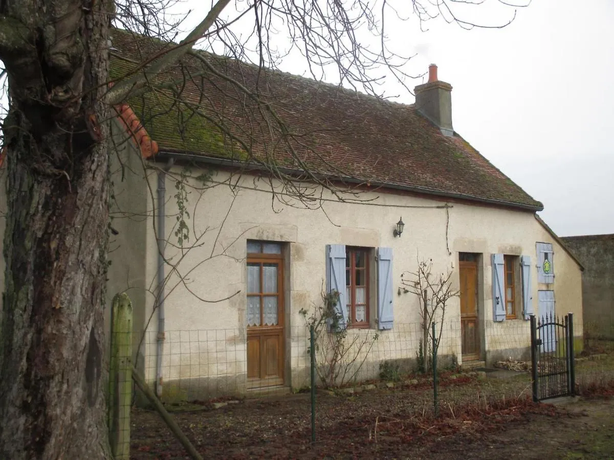 Holiday home Maison De Campagne Confortable Avec Jardin, Barbecue Et Cheminees - Proche De Vichy Et Activites Karting - Fr-1-489-170 Montoldre